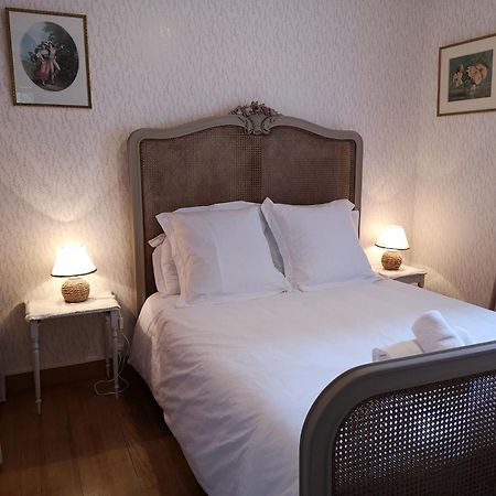 La Roseliere Maison Plain Pied Confortable Belle Decoration Jardin Magnifique 10 Mn A Pied Centre Ville Bayeux Proche Plages Du Debarquement Buitenkant foto
