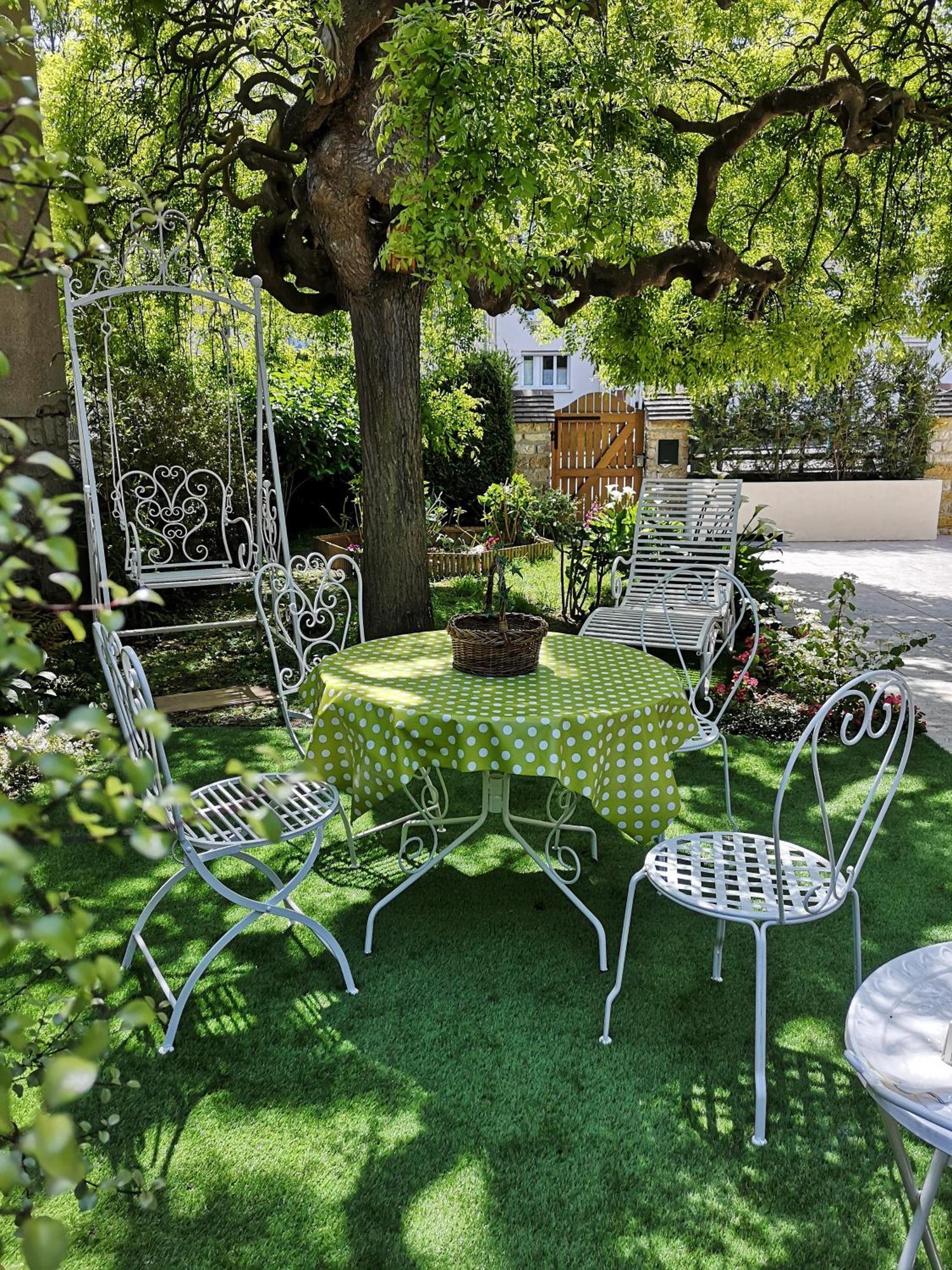 La Roseliere Maison Plain Pied Confortable Belle Decoration Jardin Magnifique 10 Mn A Pied Centre Ville Bayeux Proche Plages Du Debarquement Buitenkant foto